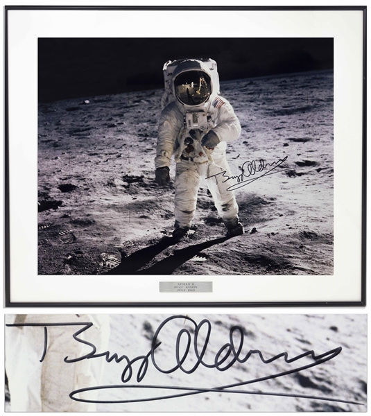 Buzz Aldrin 20'' x 16'' Photo Signed of the First Lunar Landing